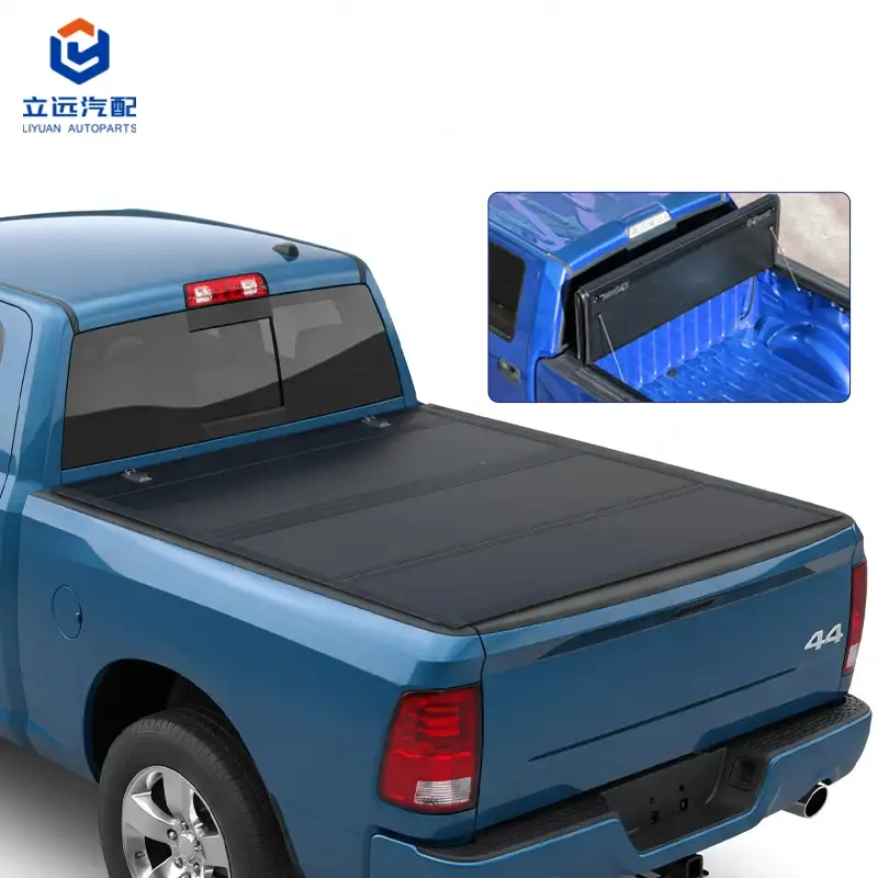 Cubierta rígida de perfil bajo y cuádruple para Dodge Ram